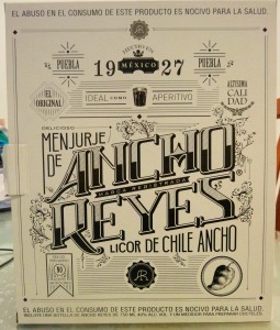 Presentación en caja de Ancho Reyes
